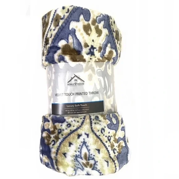 Damask Royal Medallion Blue Tan Velvet Soft Touch Throw Blanket - Picture 1 of 2